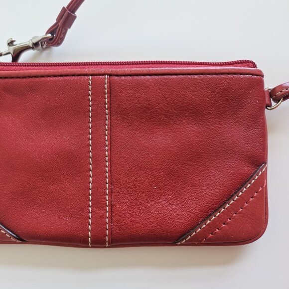 COACH Zip Wristlet Wallet - RED Leather - Picture 3 of 5